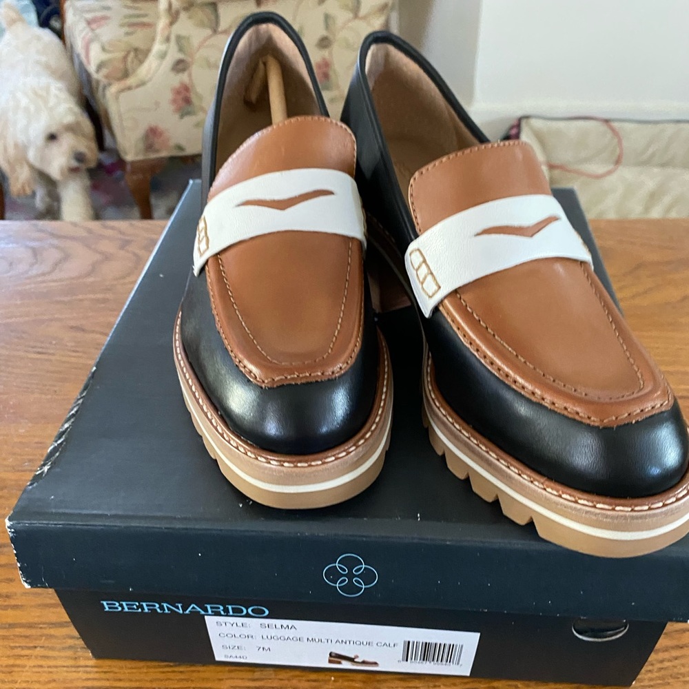 New Bernardo Selma style loafer